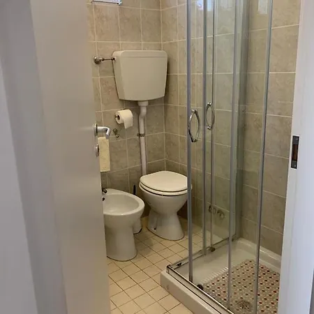 In Guest - New Cirene Triple Comfort Full *