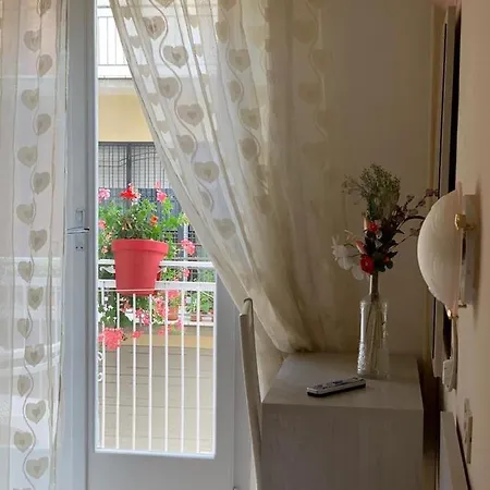 Penzion In Guest - New Cirene Triple Comfort Full